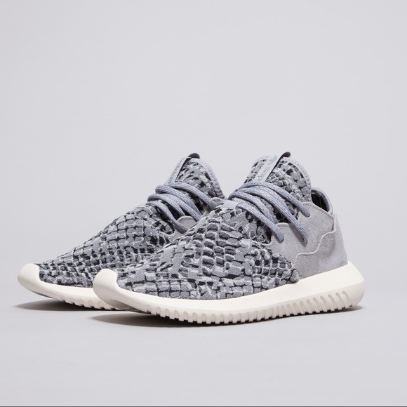 adidas tubular entrap white